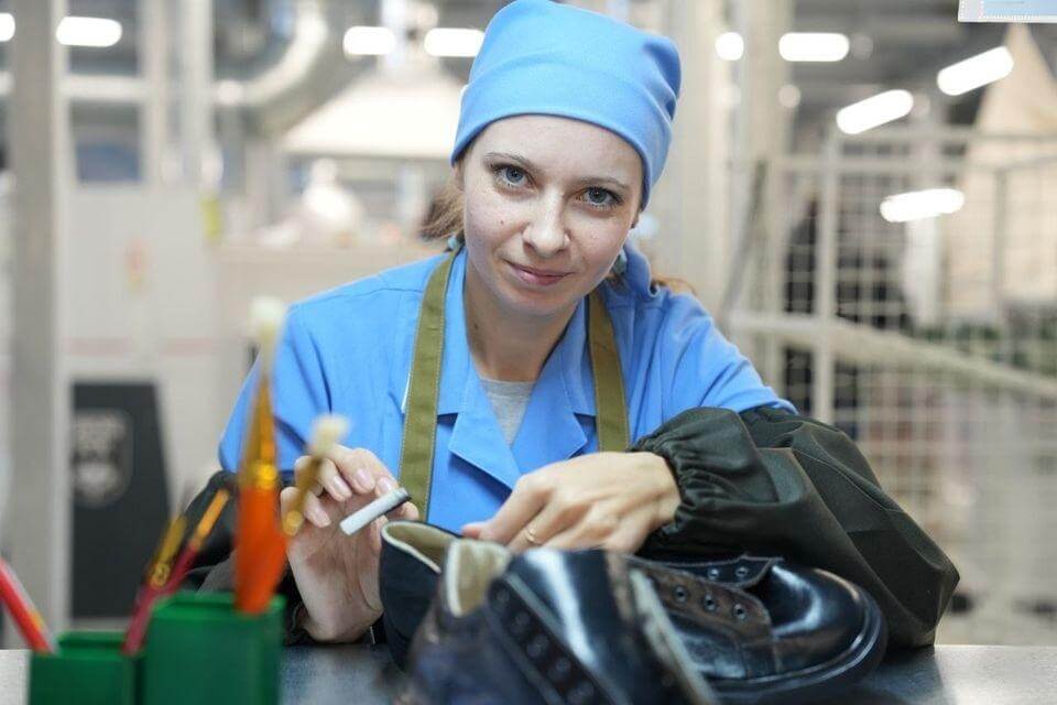 Запуск обуви IDZI